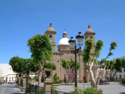 http://www.canaryforum.com/gallery2/aguimes