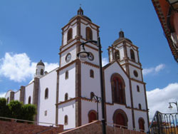 http://www.canaryforum.com/gallery2/ingenio
